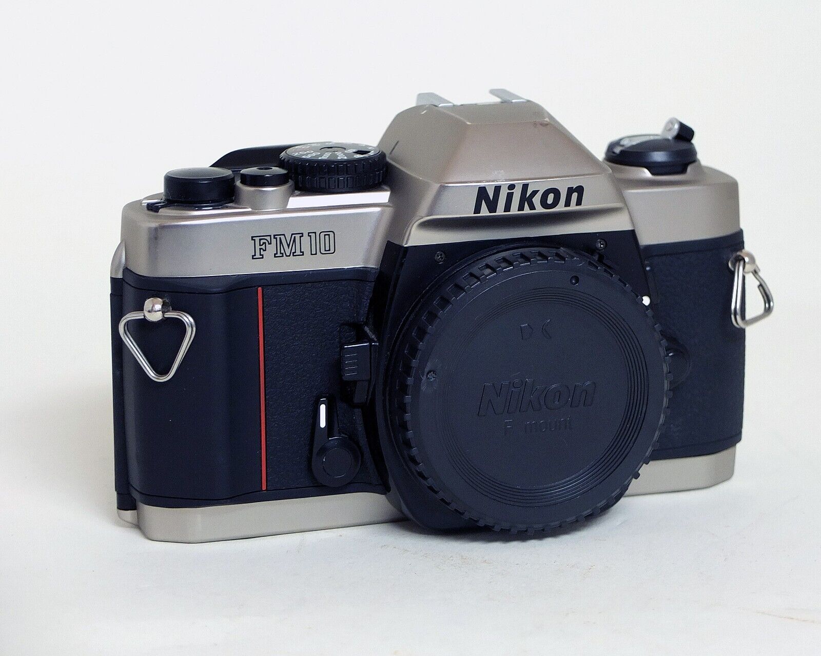Nikon FM10 FM 10 35mm SLR Film Camera Body Only | eBay Nikon FM10 FM 10 35mm SLR Film Camera Body Only | eBay