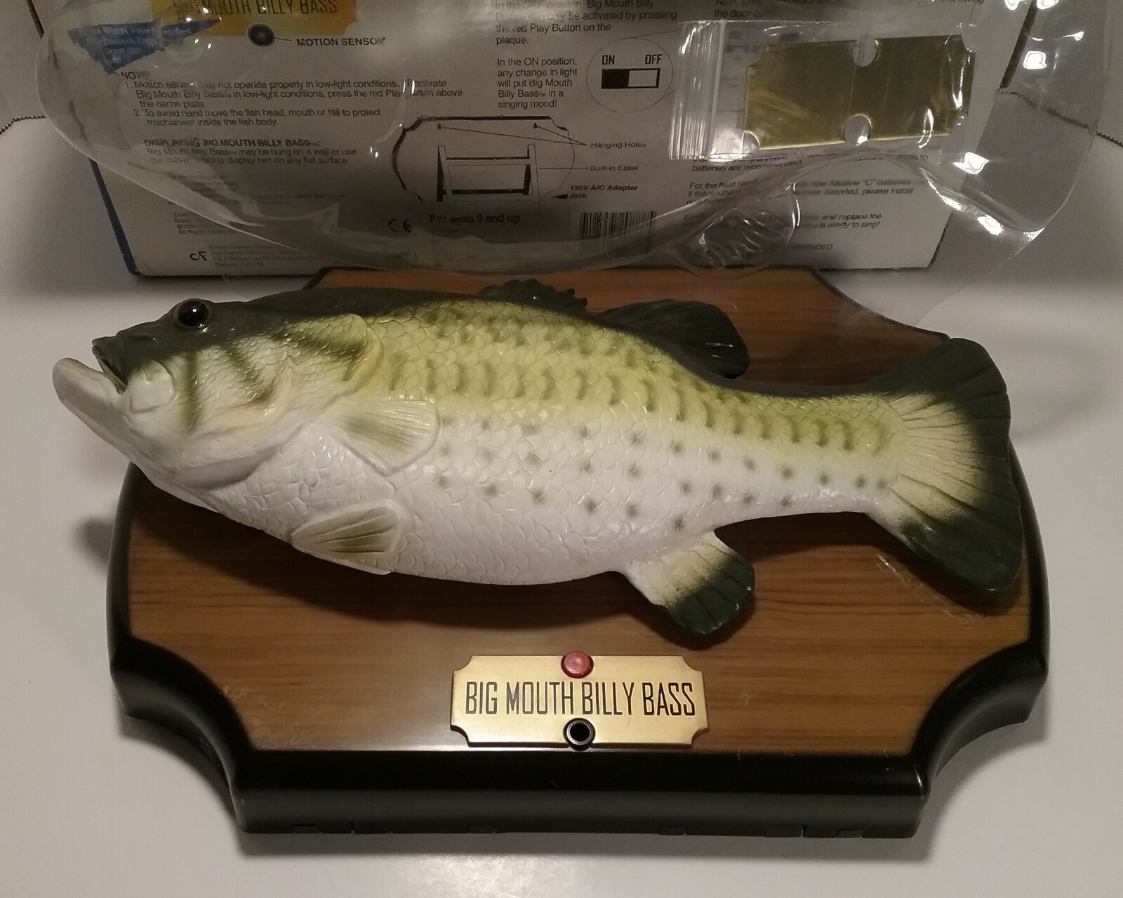 Original 1999 Big Mouth Billy Bass Motion Activated Singing Fish Gemmy In Box Nw