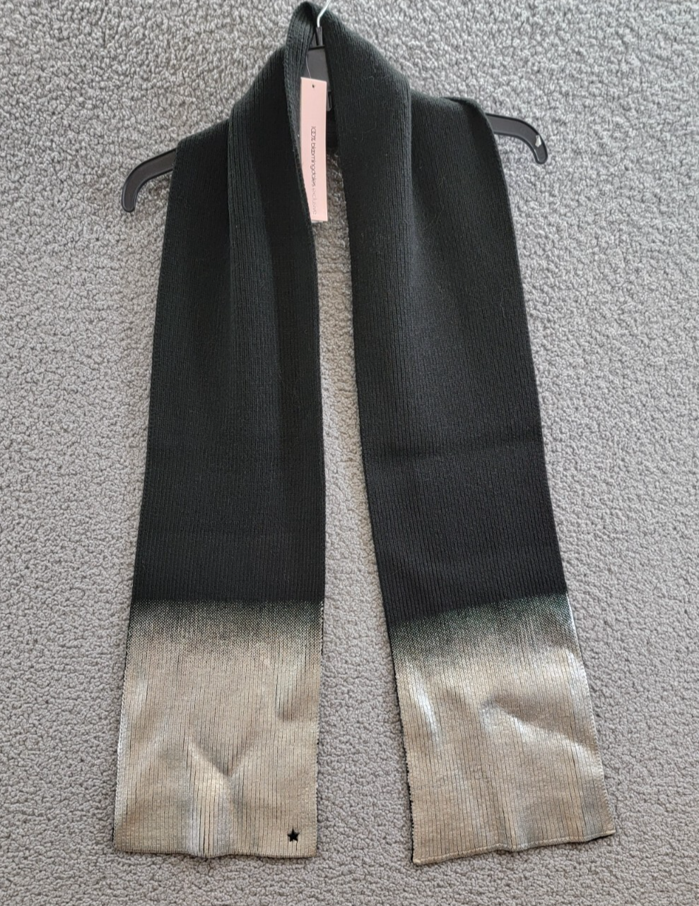 AQUA Ombré Knit Scarf Women's One Size Black/Silver~ - Picture 2 of 13