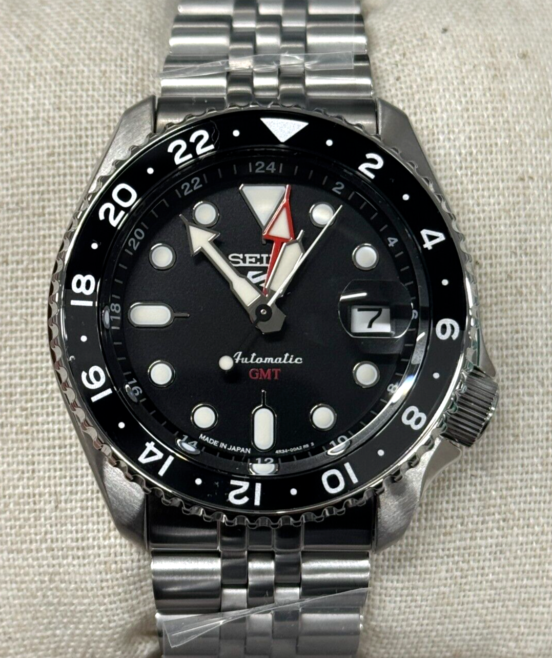 Seiko 5 Sports SBSC001/SSK001K1 SKX Sports Style Japan Import New