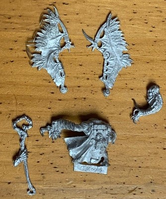 CONFRONTATION RACKHAM TAMAOR THE VULTURE FROM TRACKERS OF BRAN-O-KOR CLAN BOX