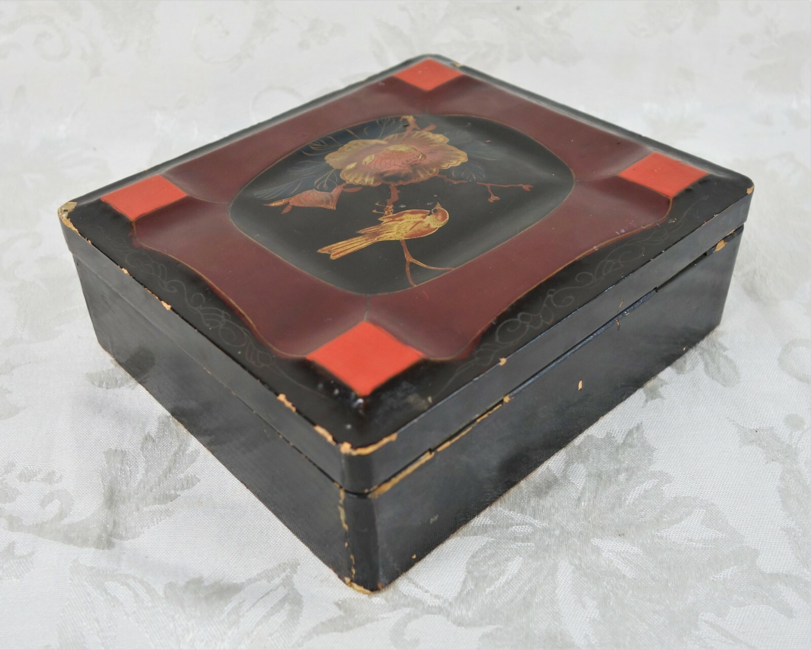 Antique Japanese Hand Painted Lacquer Wood Trinket Lock Box Bird Scene