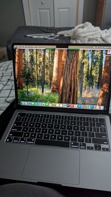 MacBook Air 13-inch 2024 M3 / 16GB RAM / 512GB SSD / 10-Core