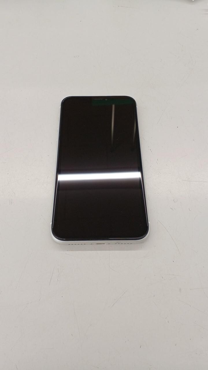Apple - 桜iPhoneXR 64GB MT032J/A APPLE 〔中古〕iPhoneXR 64GB MT032J/A White auSIMロック解除品