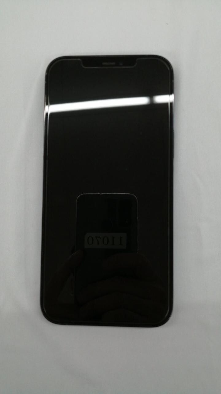 APPLE Smartphone Black Model Number: MGD23J/A SIM-free