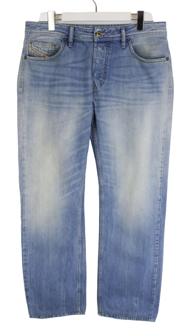 DIESEL Larkee Regular-Straight 0813T Jeans Men's W28/L32 DIESEL Larkee Regular-Straight 0813T Jeans Men's W28/L32