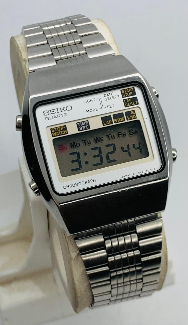 ヴィンテージSEIKO クォーツ クロノグラフ　A129-5000 メンズ腕時計 ヴィンテージSEIKO クォーツ クロノグラフ A129-5000 メンズ