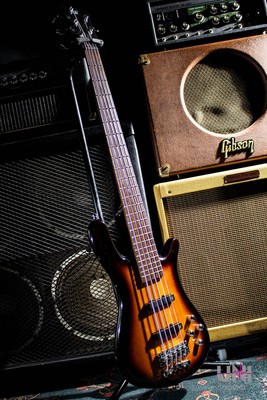 Warwick Streamer LX5 Used Electric Bass