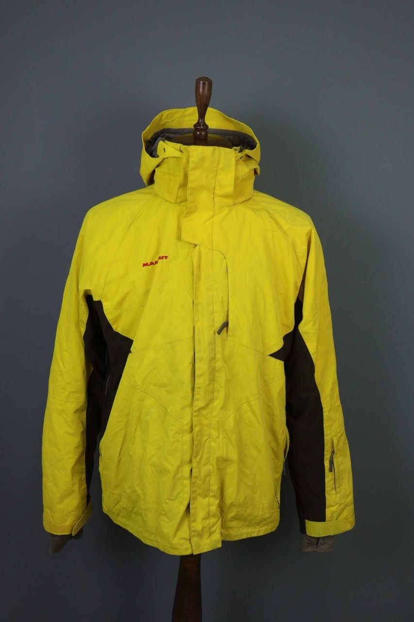 Mammut Vintage Yellow Gore-Tex Waterproof Windbreaker Jacket Mammut Vintage Yellow Gore-Tex Waterproof Windbreaker Jacket