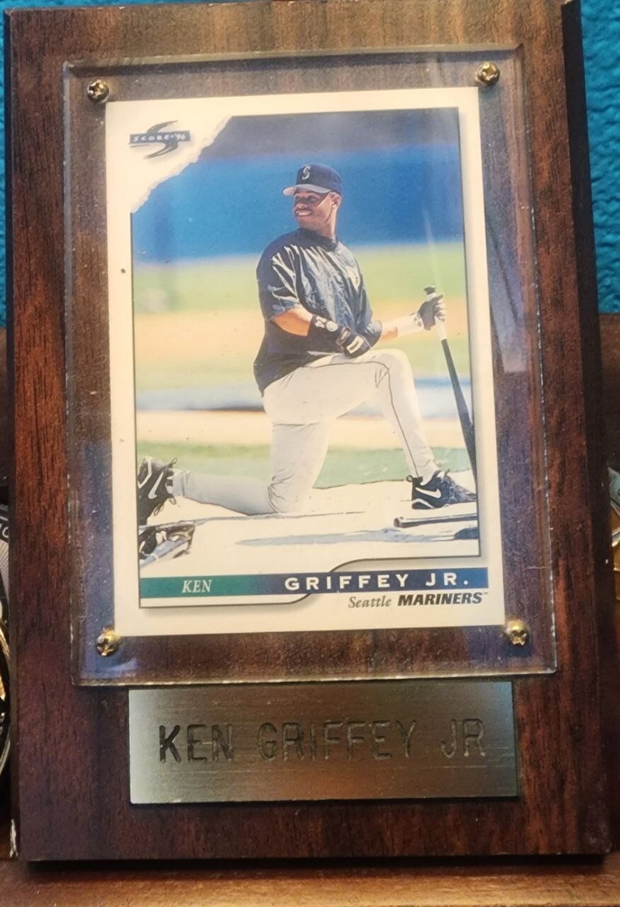 MLB Ken Griffey Jr サイン　木製　バット Ken Griffey Jr. Autographed Black Louisville Slugger