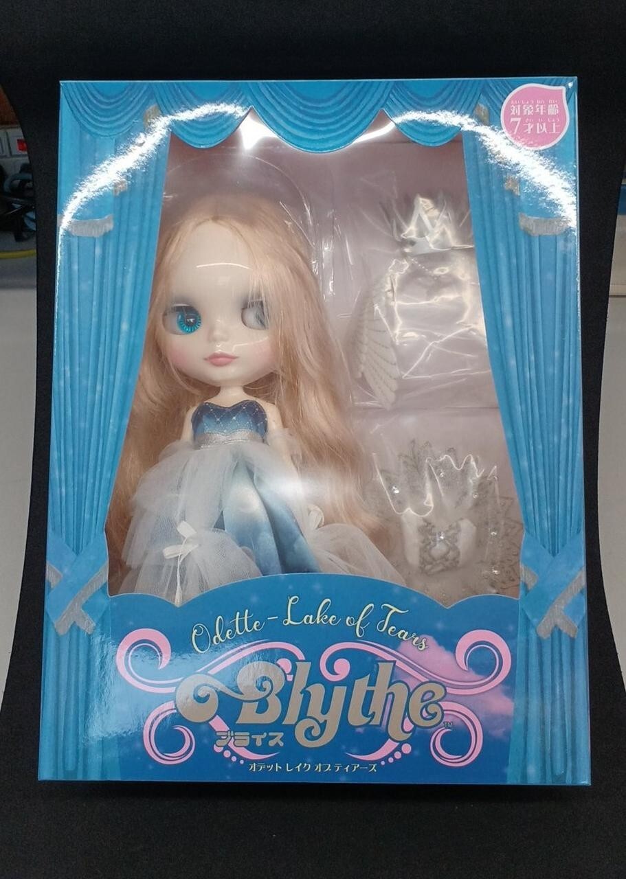 d*7様 レイク・オブ・ティアーズ　フォーエヴァー・オータム　Lake of T ブライス公式サイト | blythedoll.com