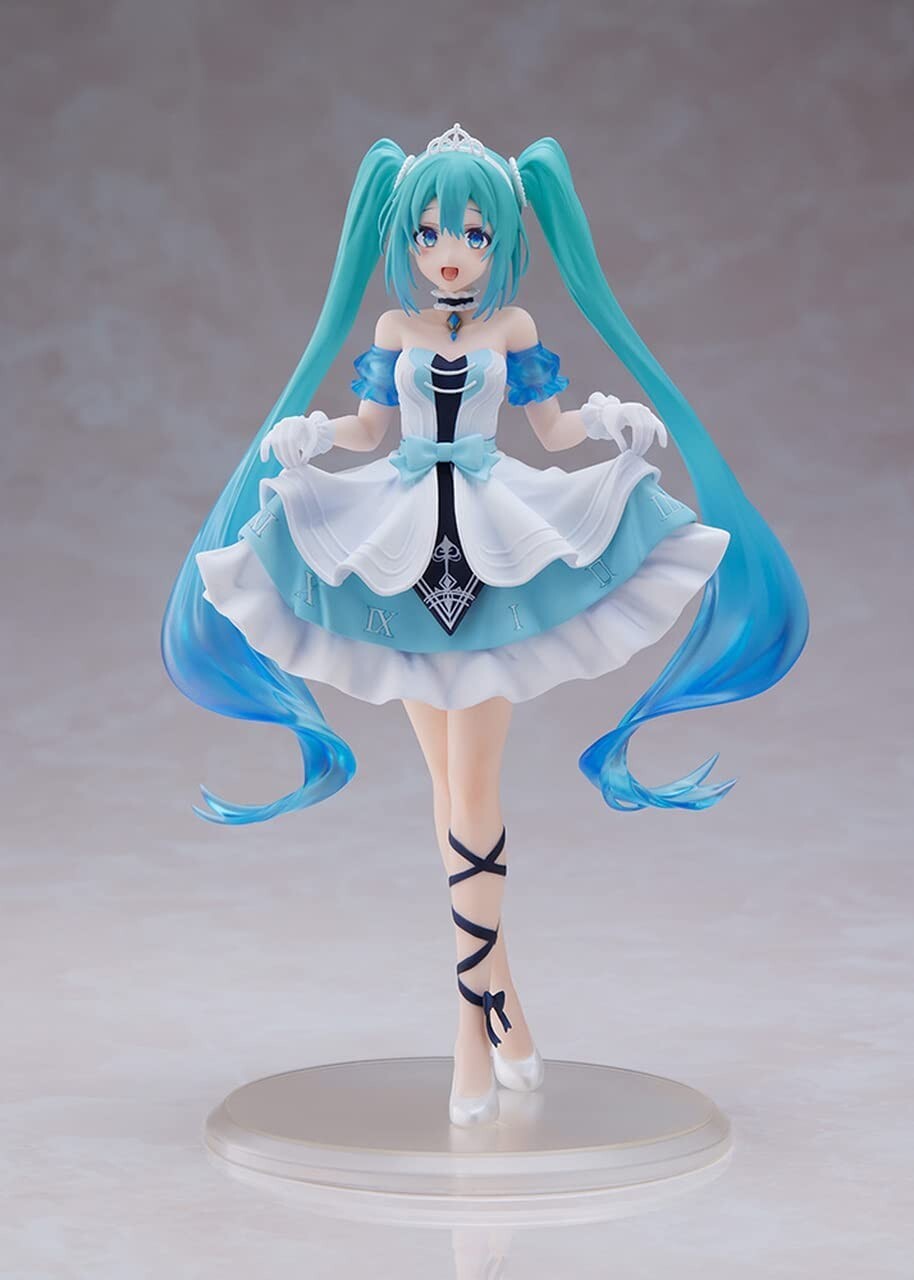 Taito Hatsune Miku Wonderland Figure ~Cinderella~ Prize