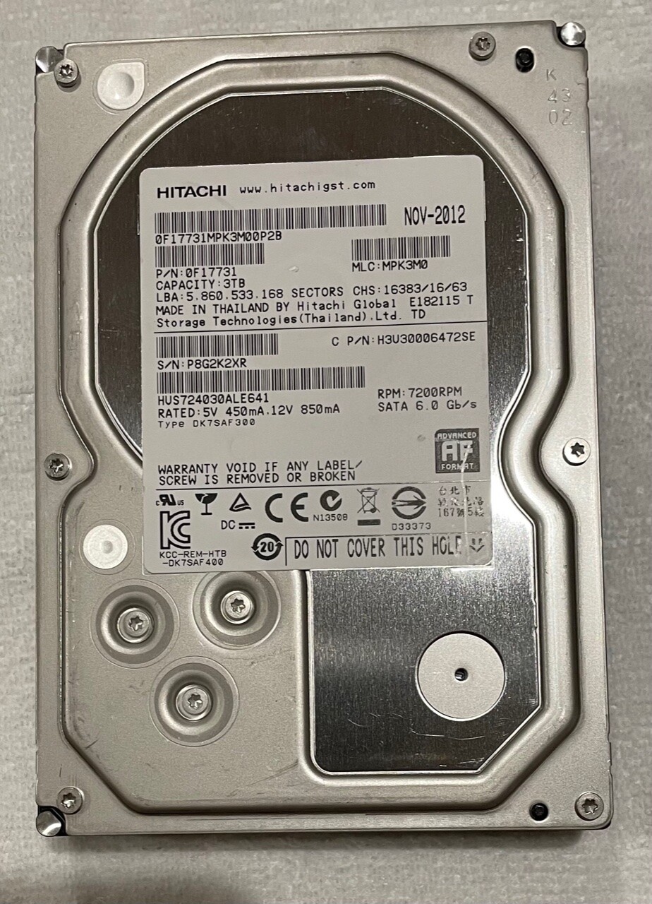 3x Hitachi HGST HUS724030ALE641 3TB 7200RPM 64MB Cache SATA