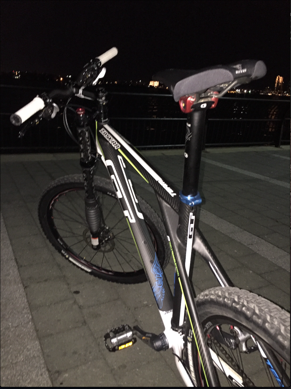 GT ZASKAR TEAM XTR LIMITED EDITION 1 OF A KIND LEFTY INTENSE