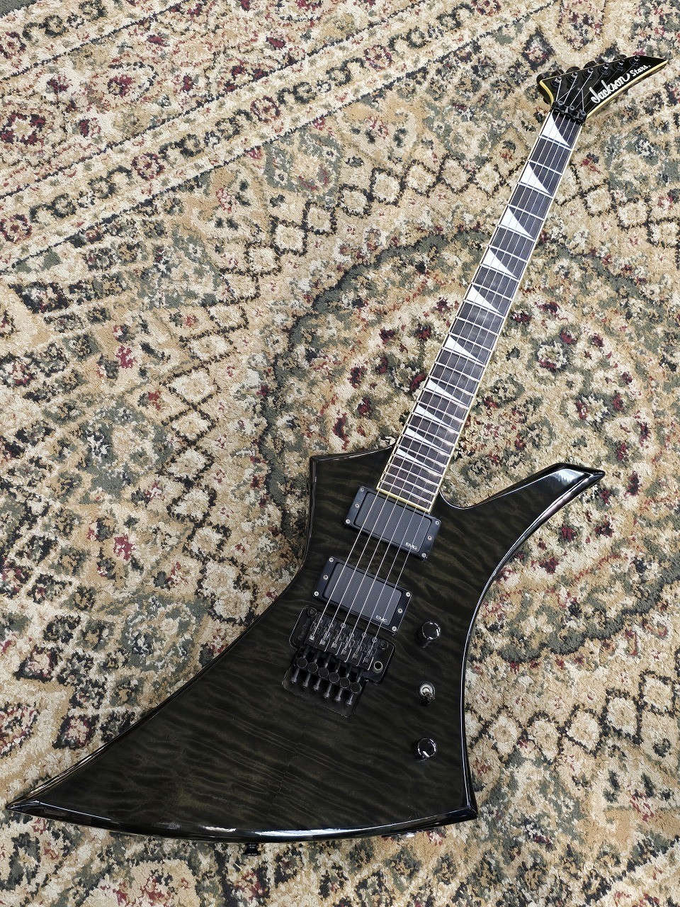 Jackson Stars Kelly (ギターケース付)変形ギター 日本製 Jackson Stars Kelly (ギターケース付)変形ギター 日本製 Yahoo