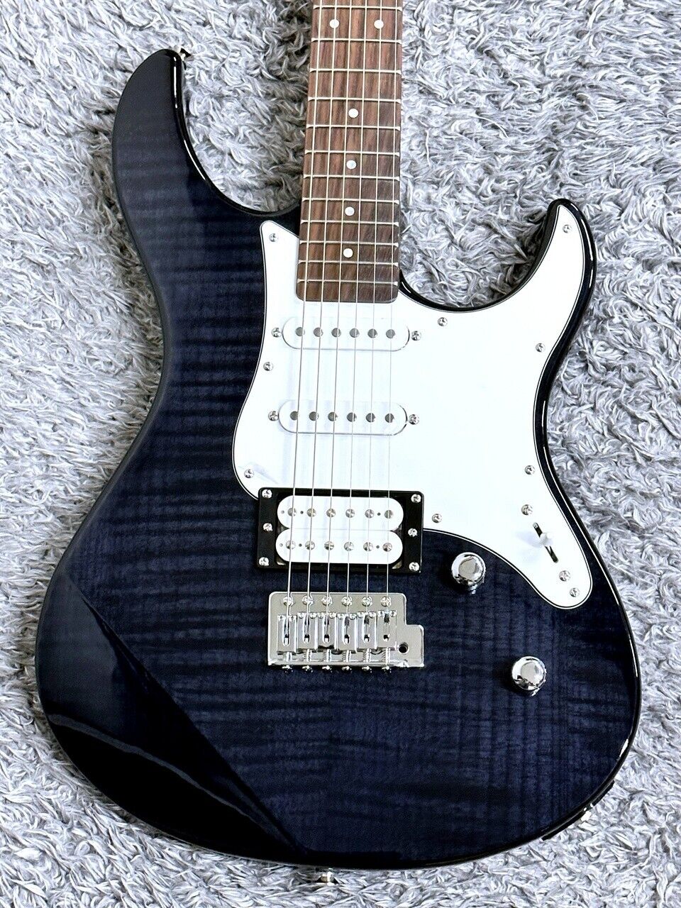 YAMAHA PACIFICA PAC212VFM TBL Electric Guitar Translucent YAMAHA PACIFICA PAC212VFM TBL Electric Guitar Translucent