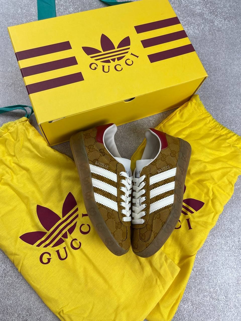 【ミケーレ期】GUCCI × adidas ブラトップ Sサイズ ブルー ミケーレ期】GUCCI × adidas ブラトップ Sサイズ ブルー