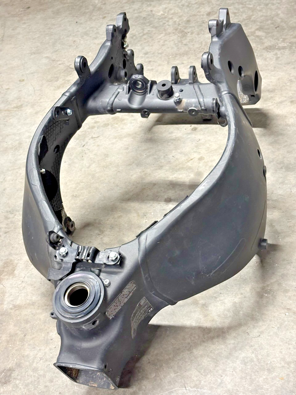 16 18 19 20 Kawasaki Ninja ZX10R ZX10 MAIN FRAME CHASSIS S