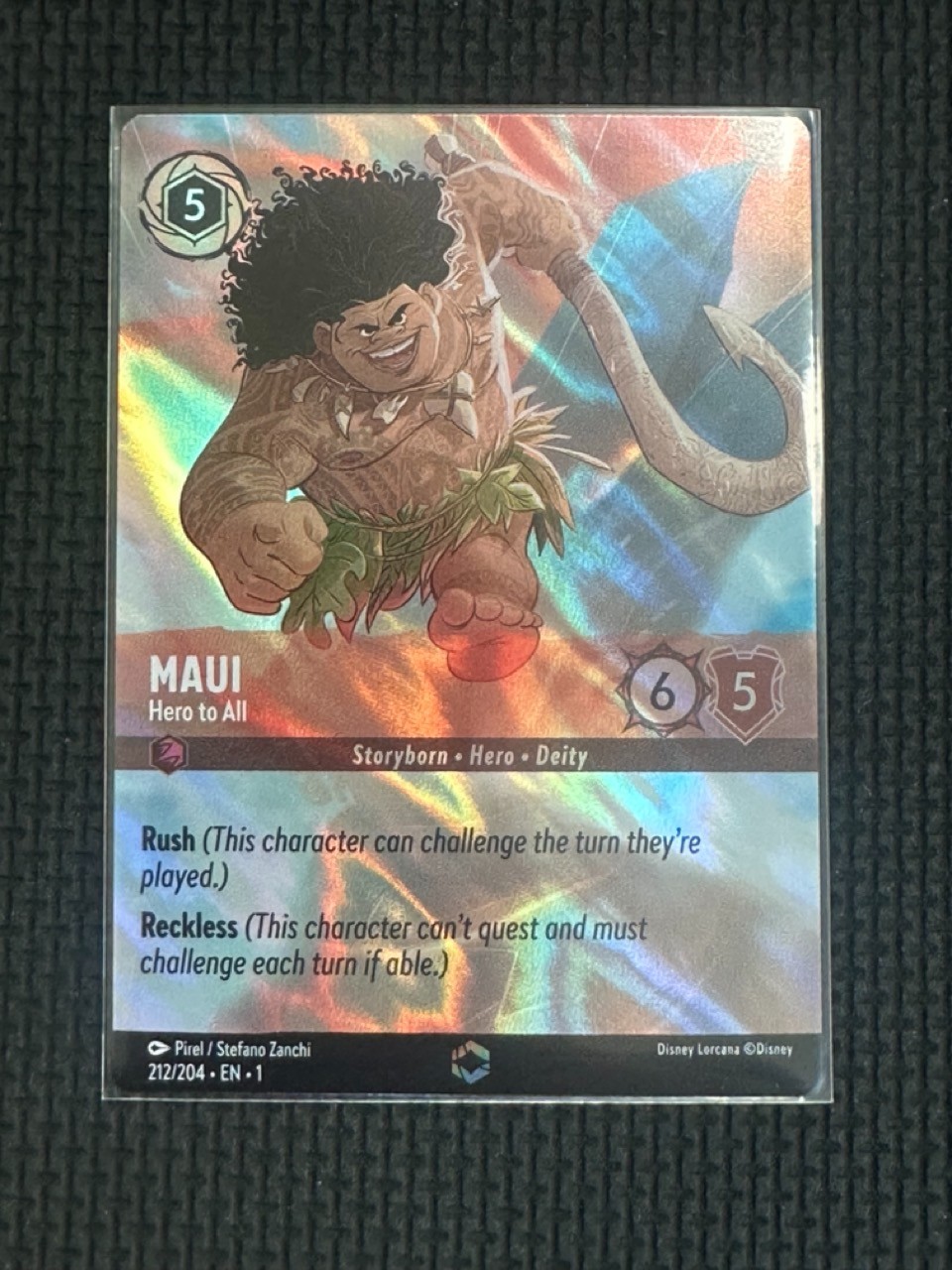 Disney Lorcana Maui - Hero to All (Enchanted) 212/204 The