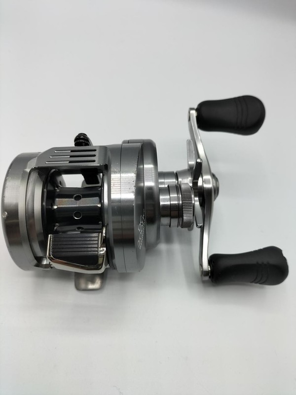 リール SHIMANO CALCUTTA CONQUEST DC 200HG Shimano 21 CALCUTTA CONQUEST 200 HG Right Handle NEW