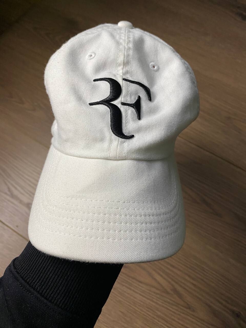 ‼️レア‼️Nike RFキャップ FEDERER刺繍付き　ブラック　フェデラー レア‼️Nike RFキャップ FEDERER刺繍付き ブラック フェデラー