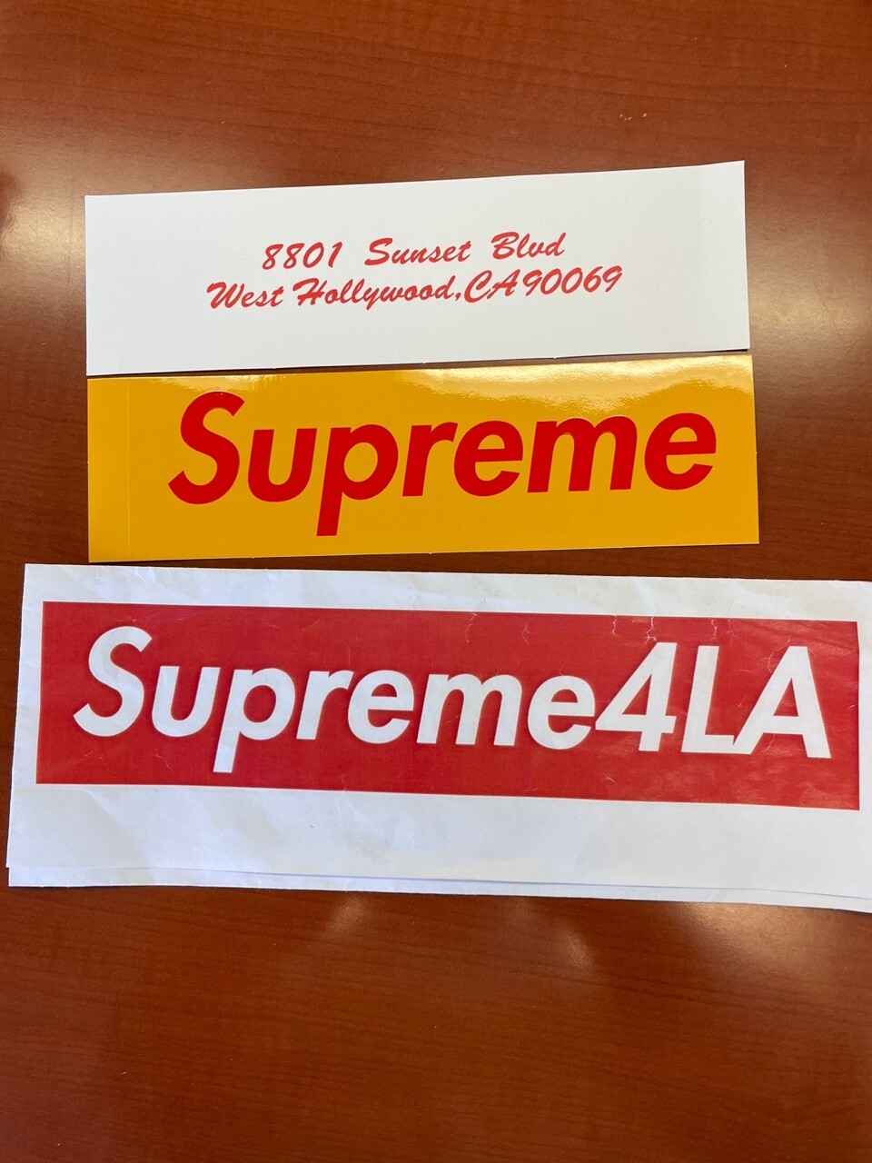 初期物 supreme box logo sticker カーキ　ステッカー 初期物 supreme box logo sticker カーキ ステッカー