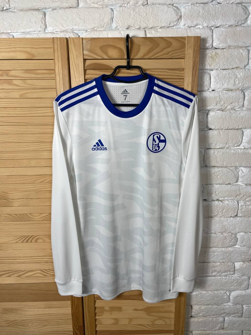 adidas FC Schalke 04 99/00ホームシャツLサイズ未使用品 adidas FC Schalke 04 99/00ホームシャツLサイズ未使用品