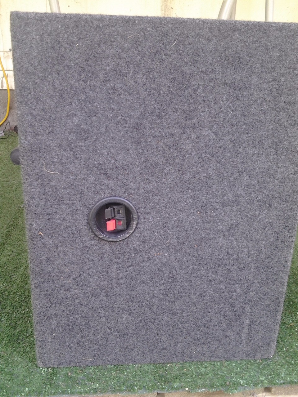 american bass 10 inch subwoofer / gray felt covered box!