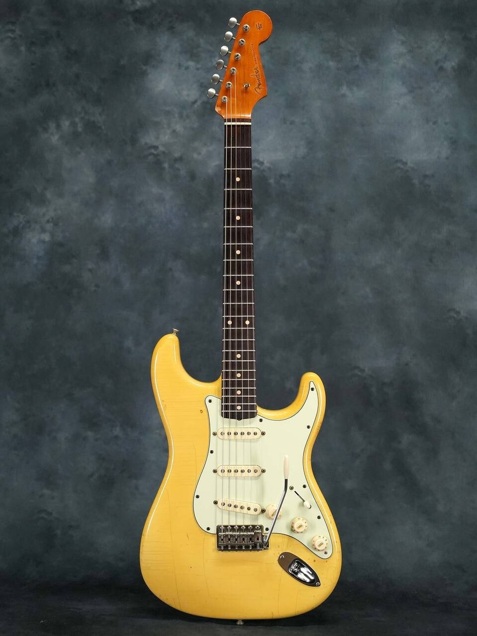 ギター Fender USA US Cyclone 2001 Olympic White Fender Cyclone USA 2001 – The Guitar Colonel