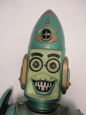 Vintage 1963 Marx BIG LOO Robot w/ Original Rocket Dart & Compass
