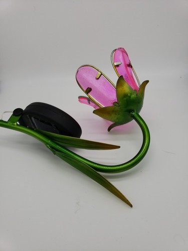 Aluminum Solar Powered Outdoor Flower Stake Light Green & Pink