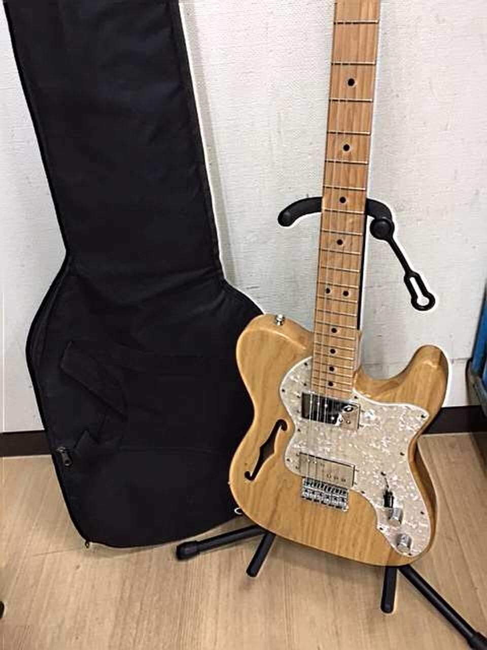 ギター Fender Traditional70s TelecasterThinline s-l1200.jpg