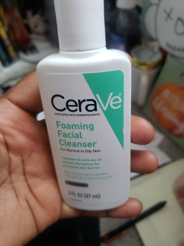 CeraVe Foaming Facial Cleanser 3本セット CeraVe Foaming Facial Cleanser for Normal to Oily Skin, 3 fl