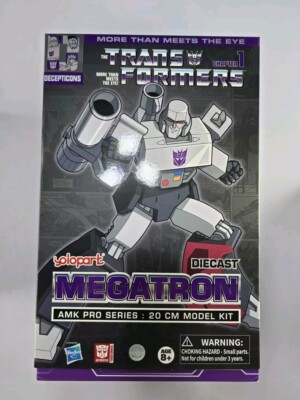 Transformers Yolo Park AMK Pro Series G1 Megatron - Die-Cast Model Kit 