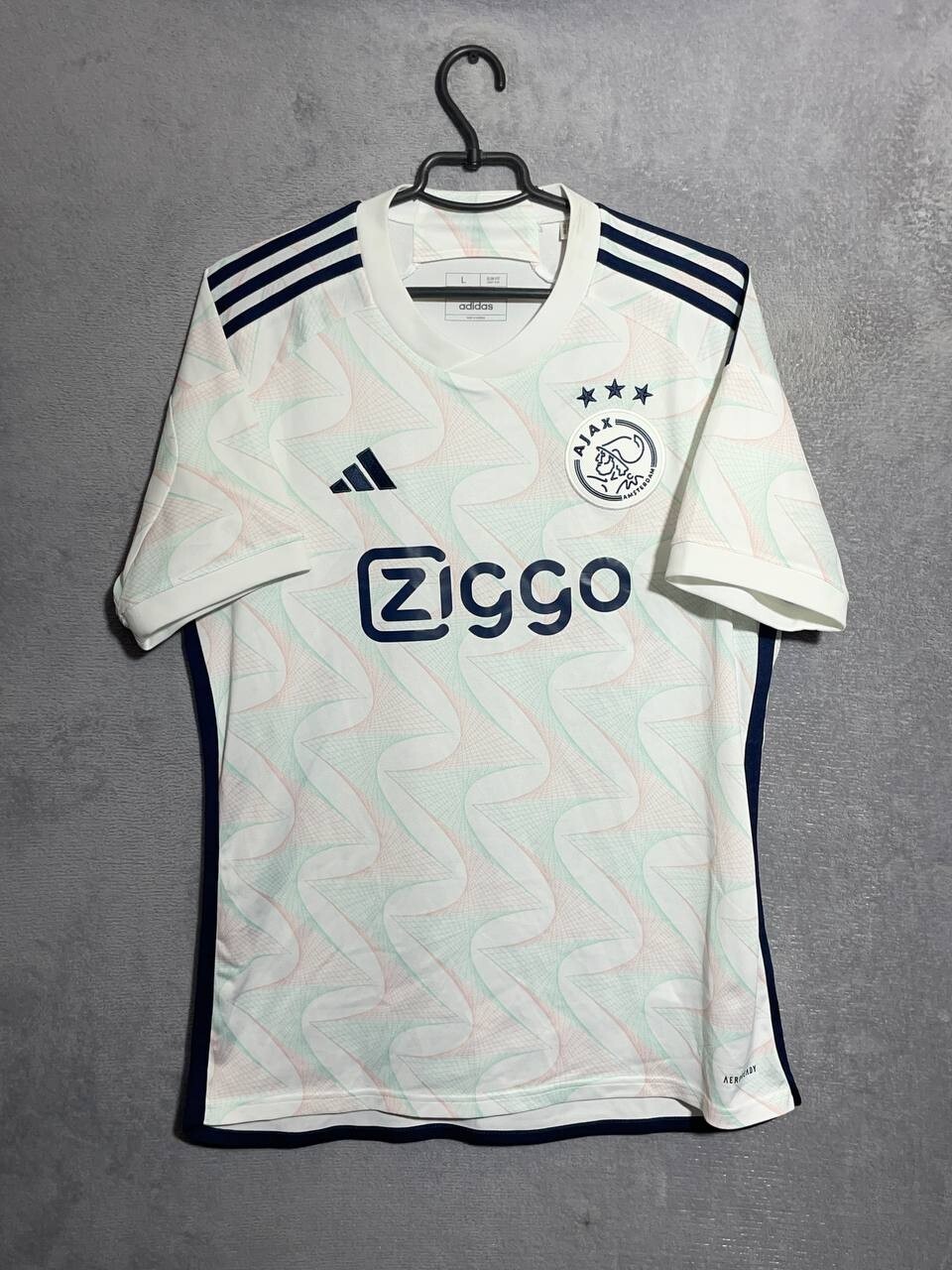 adidas Ajax ABN-AMR ユニフォーム　半袖シャツ　Lサイズ adidas Ajax ABN-AMR ユニフォーム 半袖シャツ Lサイズ - メルカリ