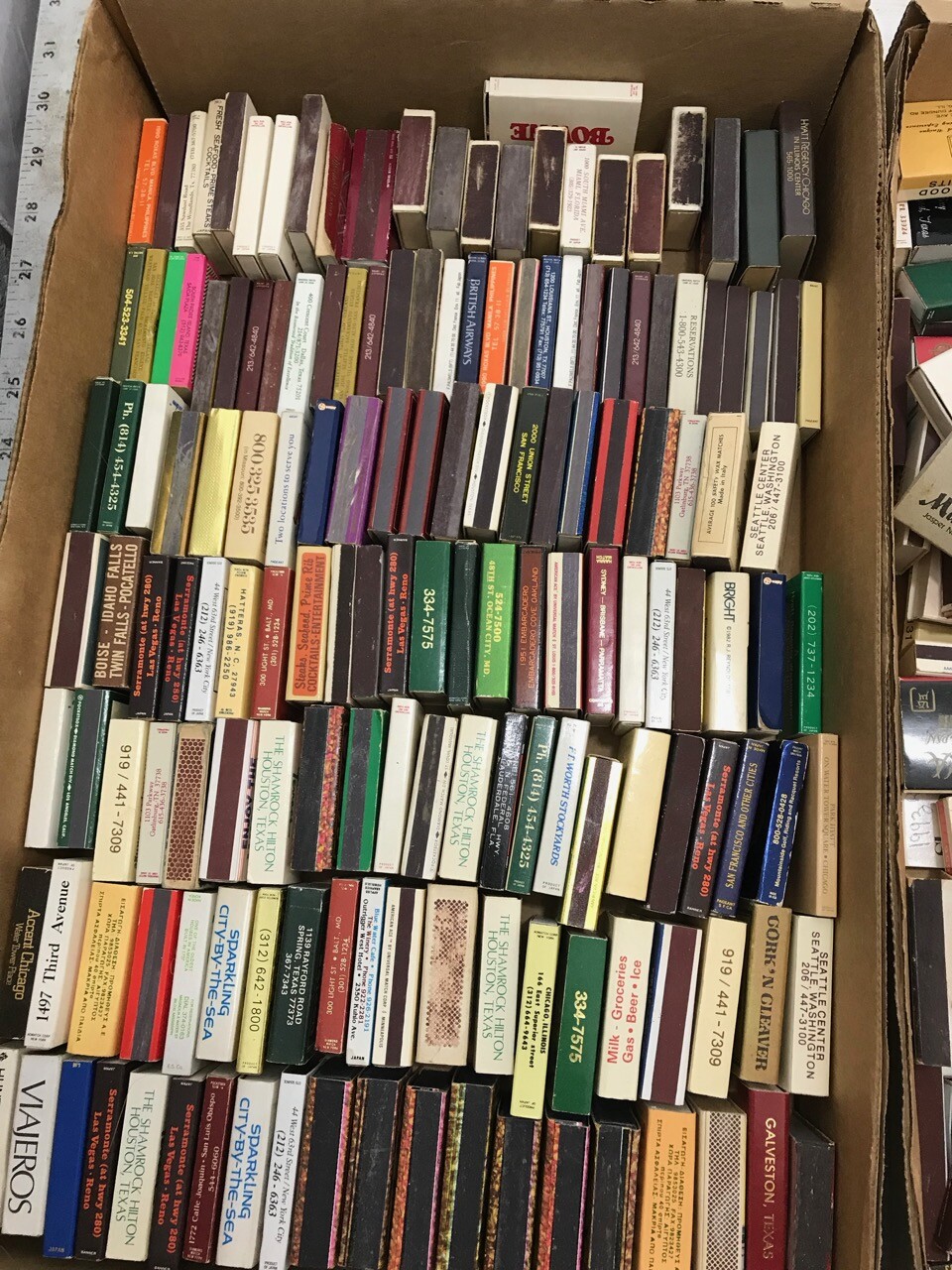 HUGE LOT VINTAGE MATCHBOX COLLECTION UNSORTED DISCOVERY BOX! MATCH BOXES