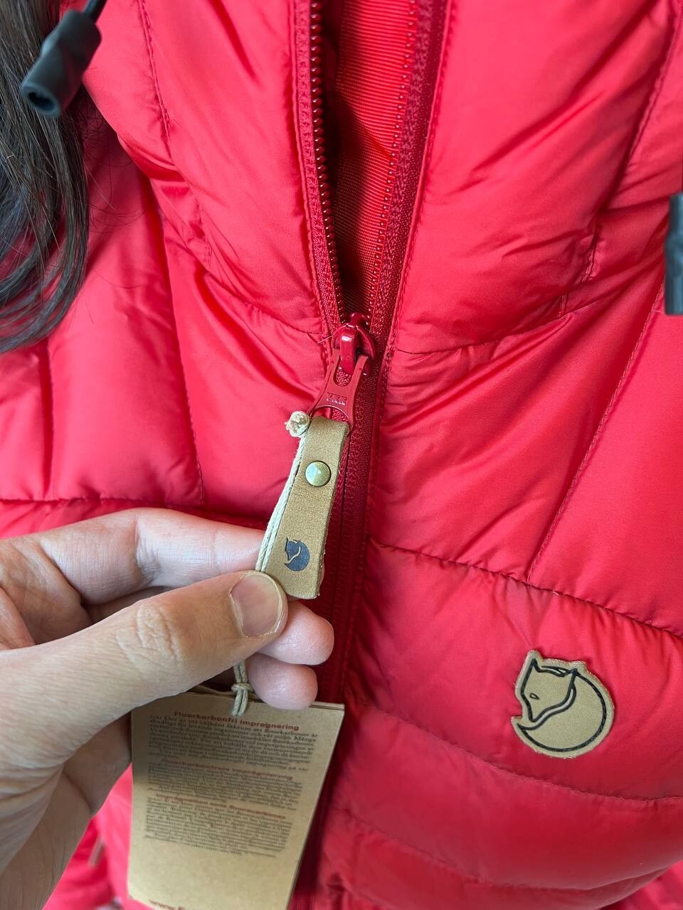 Pre-owned Fjall Raven Women's Fjallraven Snow Flake Parka Down Jacket Coat True Red Size M