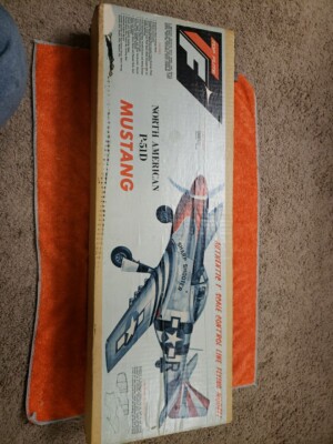 Top Flite Control Line Flying Model - P-51D North AMERICAN Plane 37'' WS - New