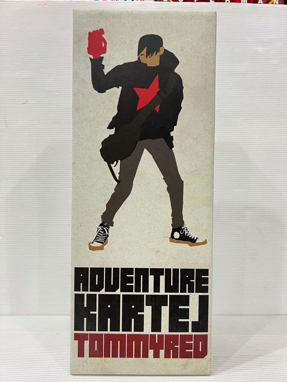 アート・デザイン・音楽 ADVENTURE KARTEL : ASHLEY WOOD THE DROWT UV CLUB EXCLUSIVE IS NOW AVAILABLE FOR PRE-ORDER