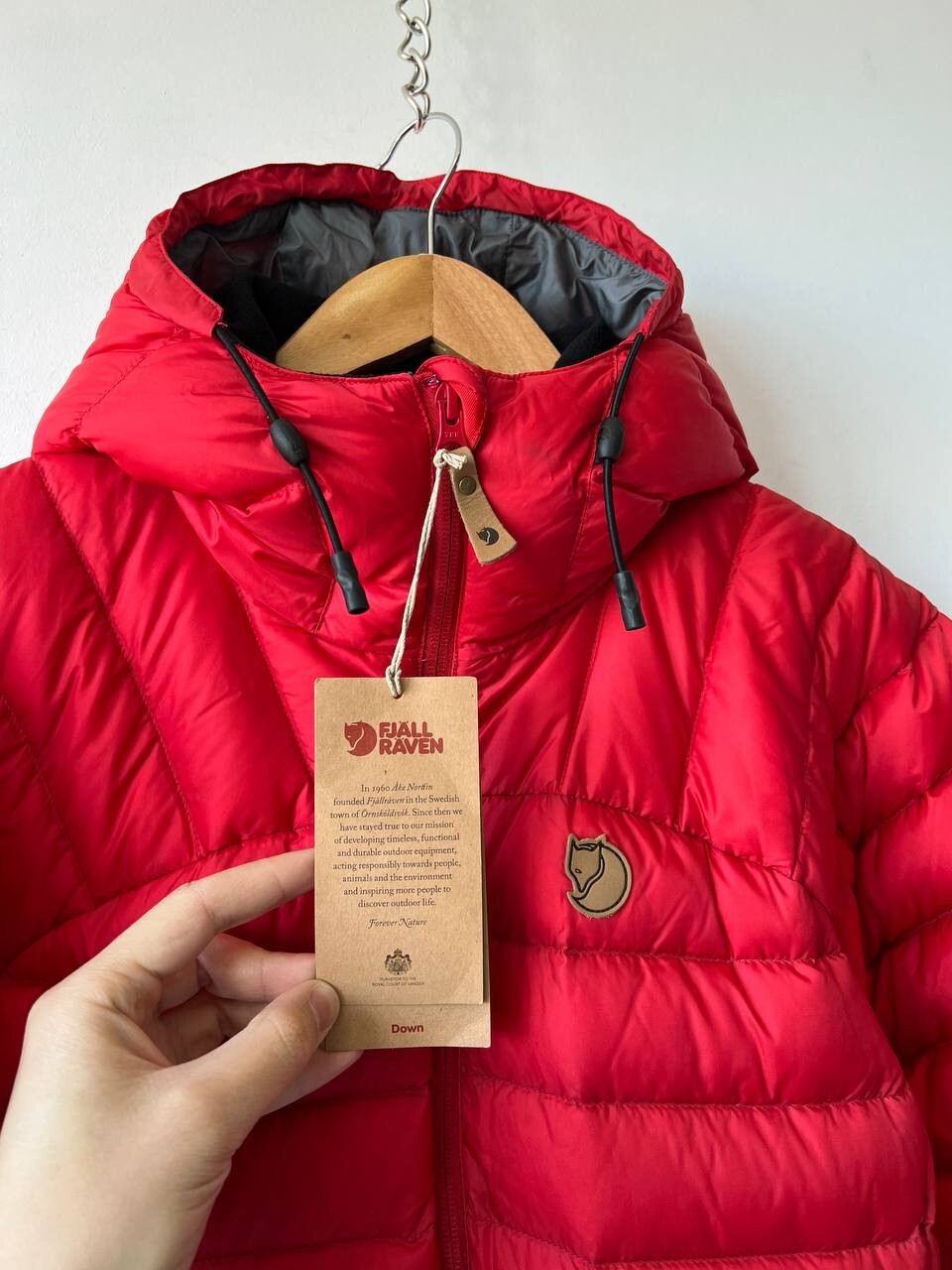 Pre-owned Fjall Raven Women's Fjallraven Snow Flake Parka Down Jacket Coat True Red Size M