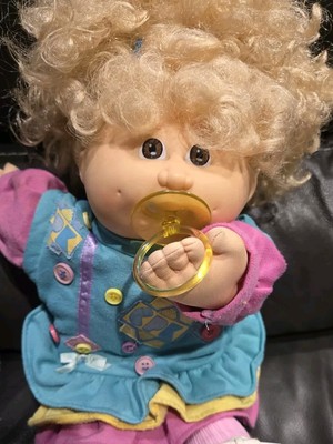 Cabbage Patch Kids Girl Designer Line HM4 Pacifier Girl Doll Blond Cornsilk Hair