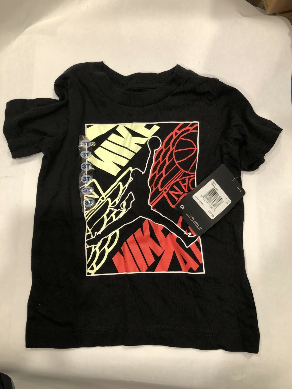 ★ナイキ JORDAN GREATNESS POSTER Tシャツ関税込★ M+J+GREATNESS+1985+SS+T2+GCEL.png