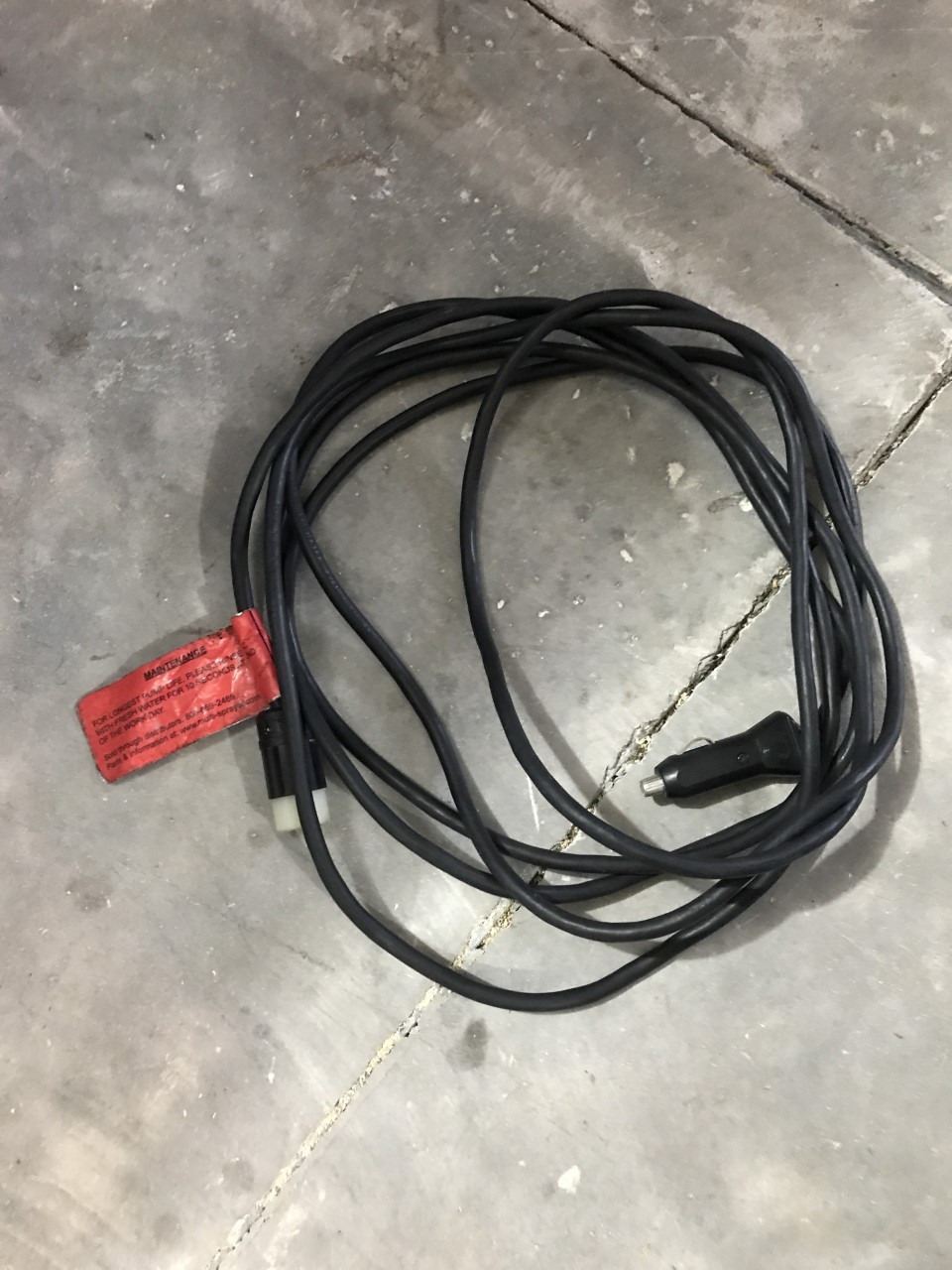 Cordless Battery Multi-Sprayer, 12 volt, 2 Gallon Very Lightly Used