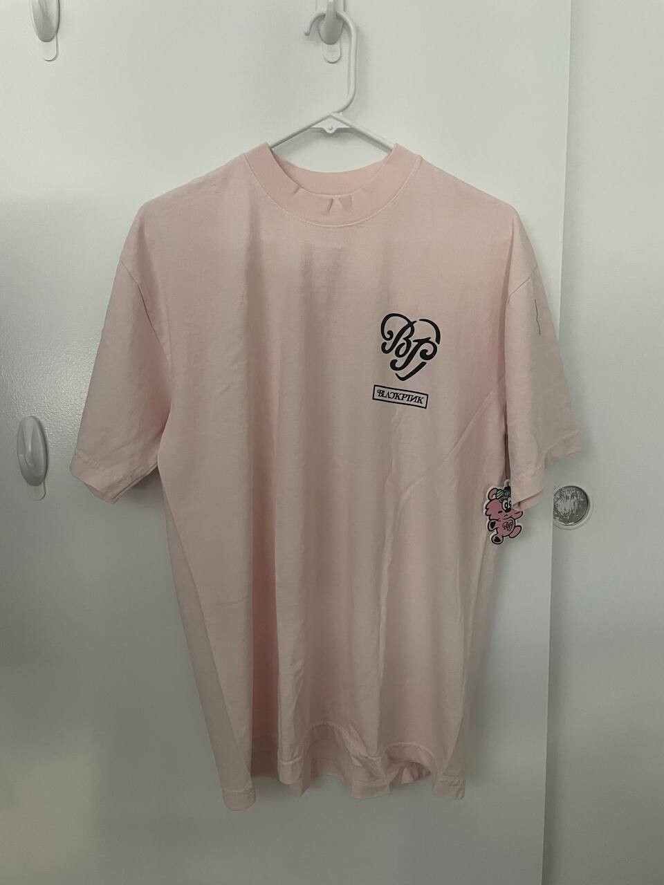 NEW BlackPink x Verdy Born Pink - Limited Edition NYC Medium NEW BlackPink x Verdy Born Pink - Limited Edition NYC Medium