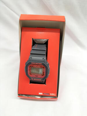 CASIO G-SHOCK DW-5600VTBATMAN 限定1000本 CASIO G-SHOCK DW-5600VT Batman Limited Edition of 1000 Black