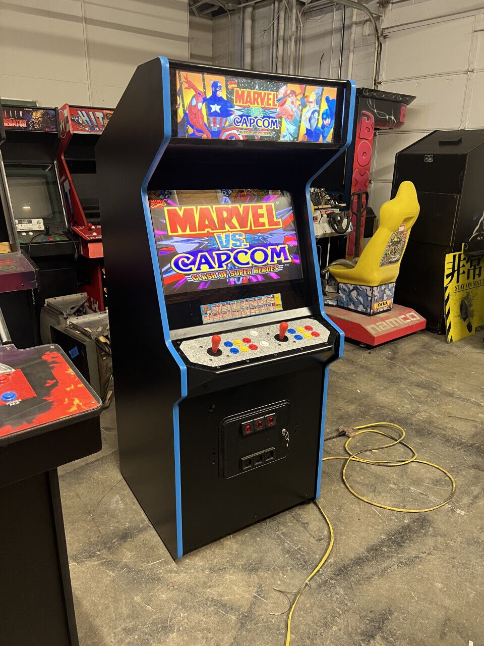 MARVEL vs CAPCOM ARCADE MACHINE by CAPCOM (Excellent MARVEL vs CAPCOM ARCADE MACHINE by CAPCOM (Excellent