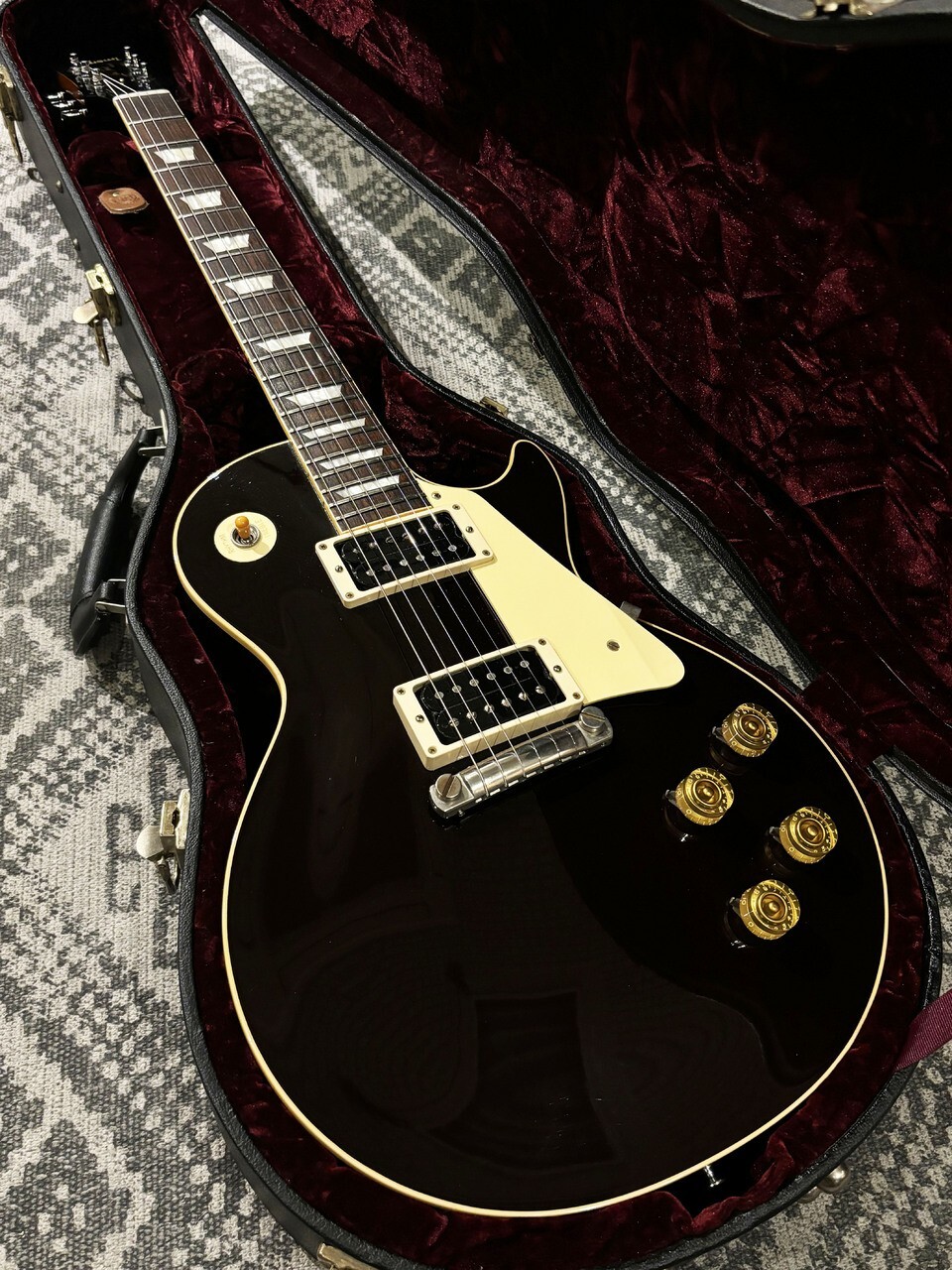 ギター Gibson Custom Shop 1954 Les Paul Custom Gibson Custom Shop 1954 Les Paul Custom Staple Pickup