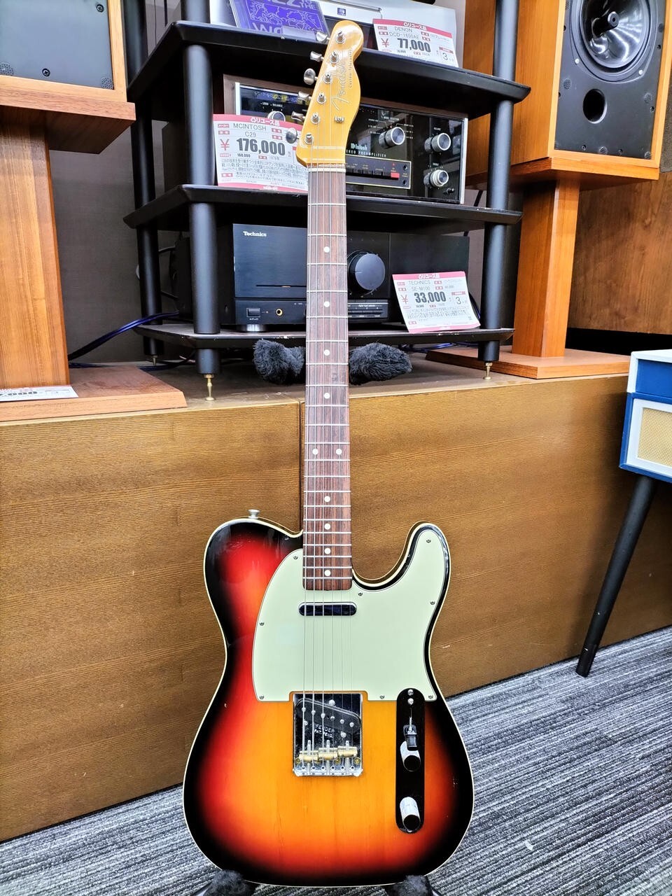 Fender American Vintage 1962 Custom Telecaster 3 Tone