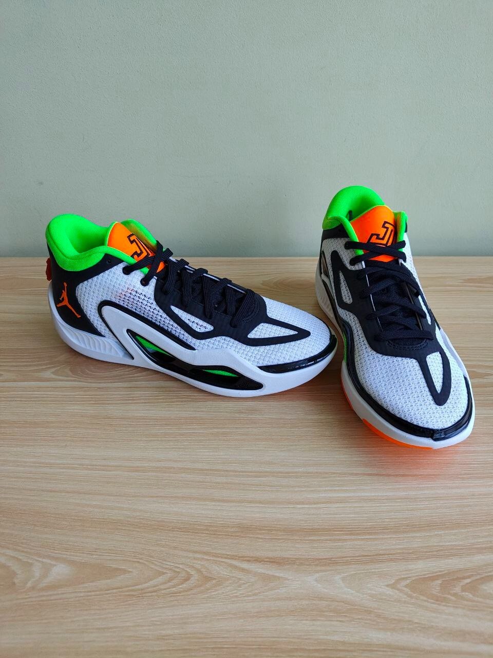 【美品】JORDAN TATUM 1 DZ3330-108 バッシュ　バスケ DZ3330-108 / DZ3324-108 Nike Jordan Tatum 1 Home Team (Men's