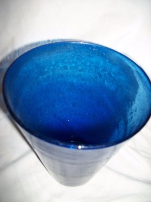 COBALT BLUE BUBBLE GLASS VASE SIZE 7 1/2
